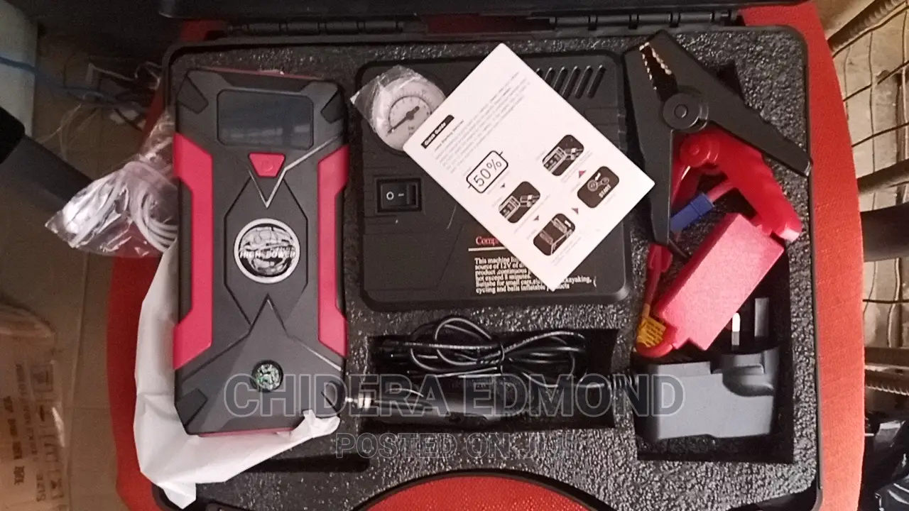 Rechargeable Battery Car Jumpstarter With Tyre Pump