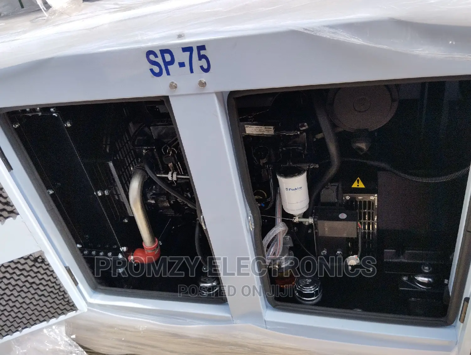 Perkins (75kva) England Diesel Soundproof Generator