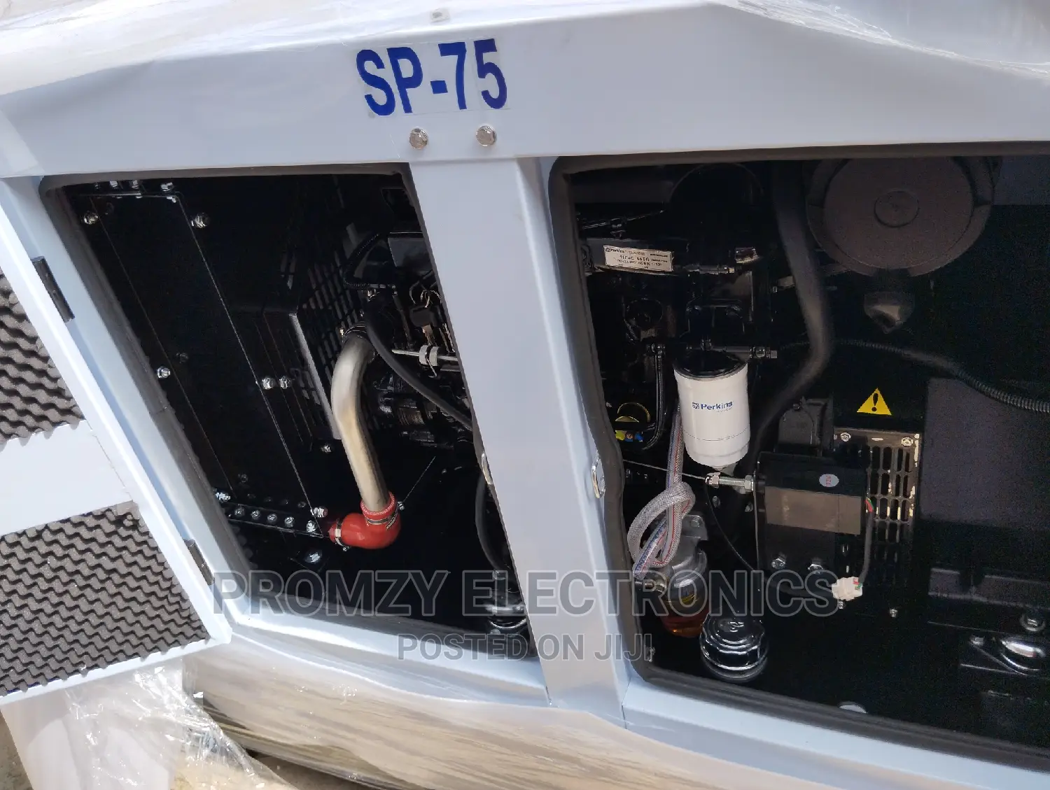 Perkins England Diesel Soundproof Generator Model Sp75kva