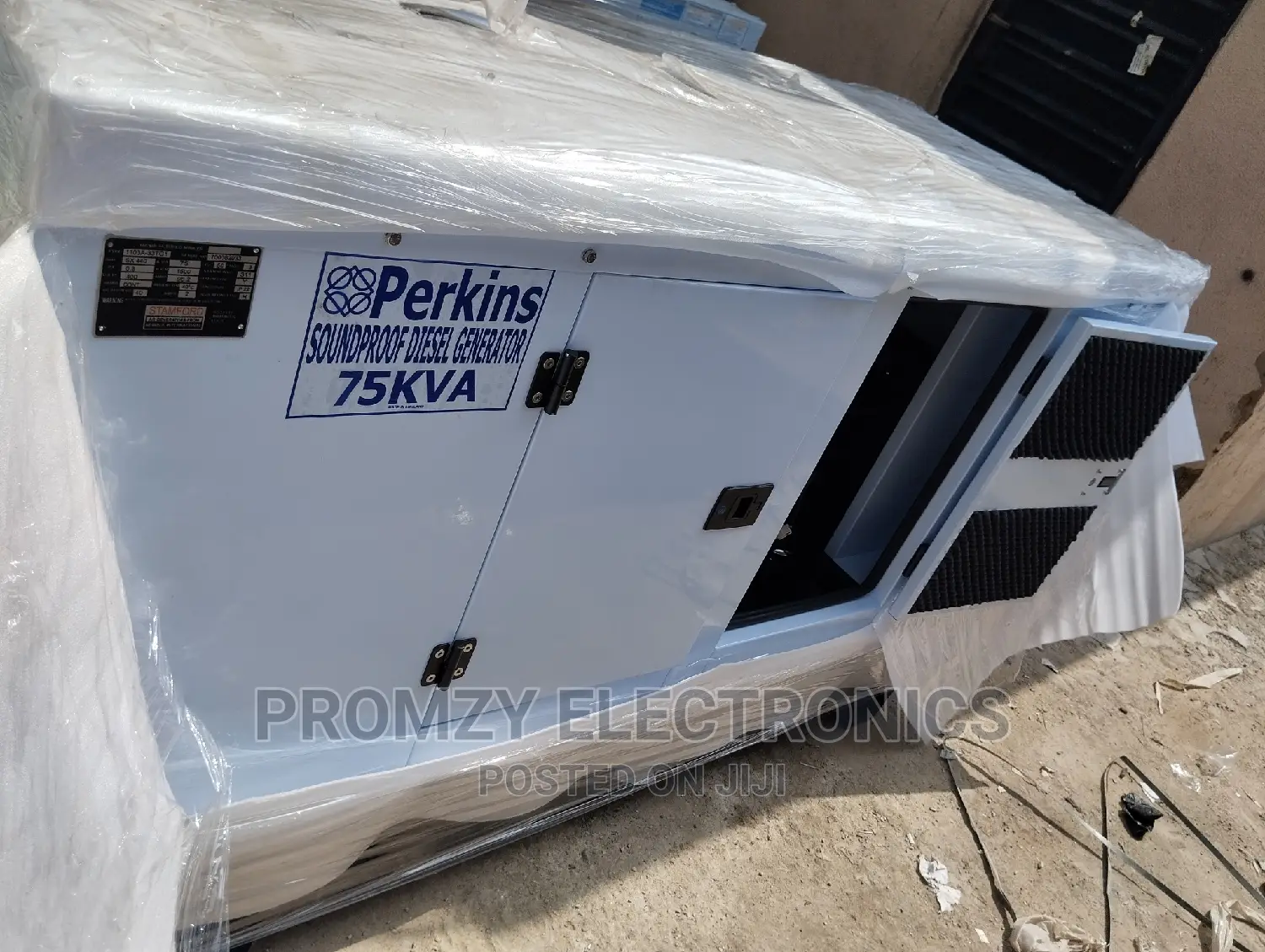 Perkins England Diesel Soundproof Generator Model Sp75kva