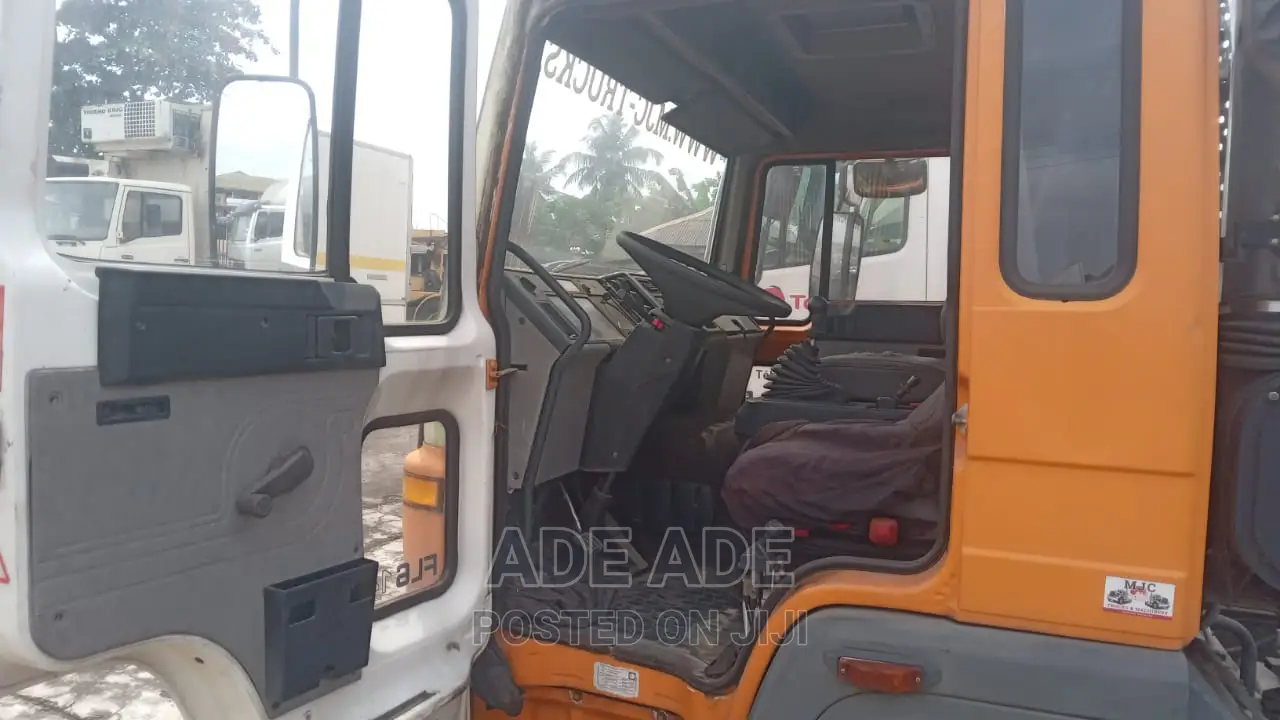 Volvo FL614 Chassis Truck
