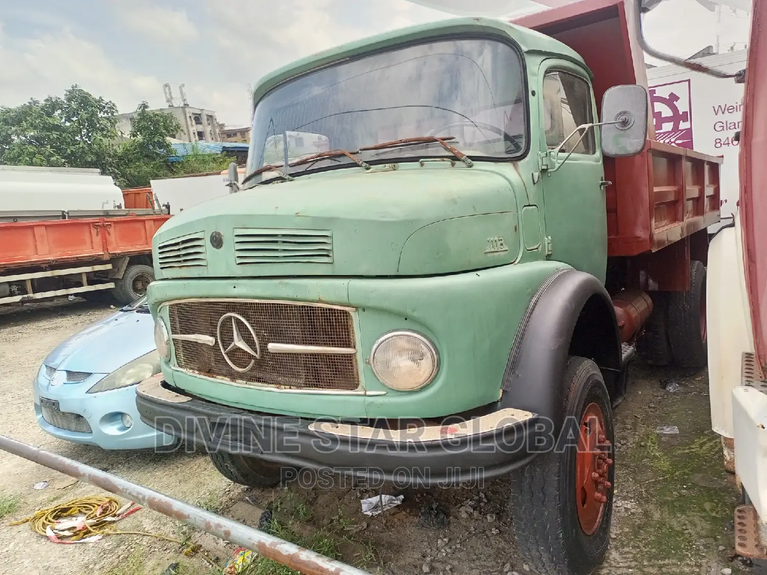 Tipper Truck Mercedes Benz Mercedes