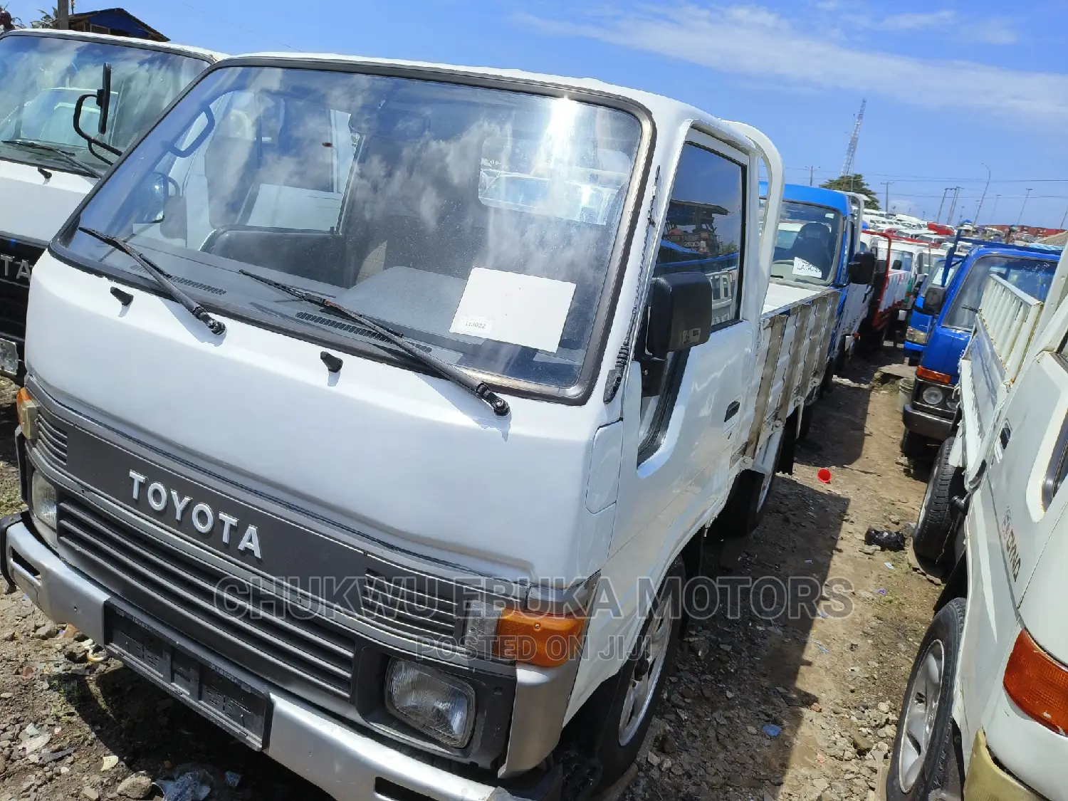 Toyota Dyna Truck White New Arrival