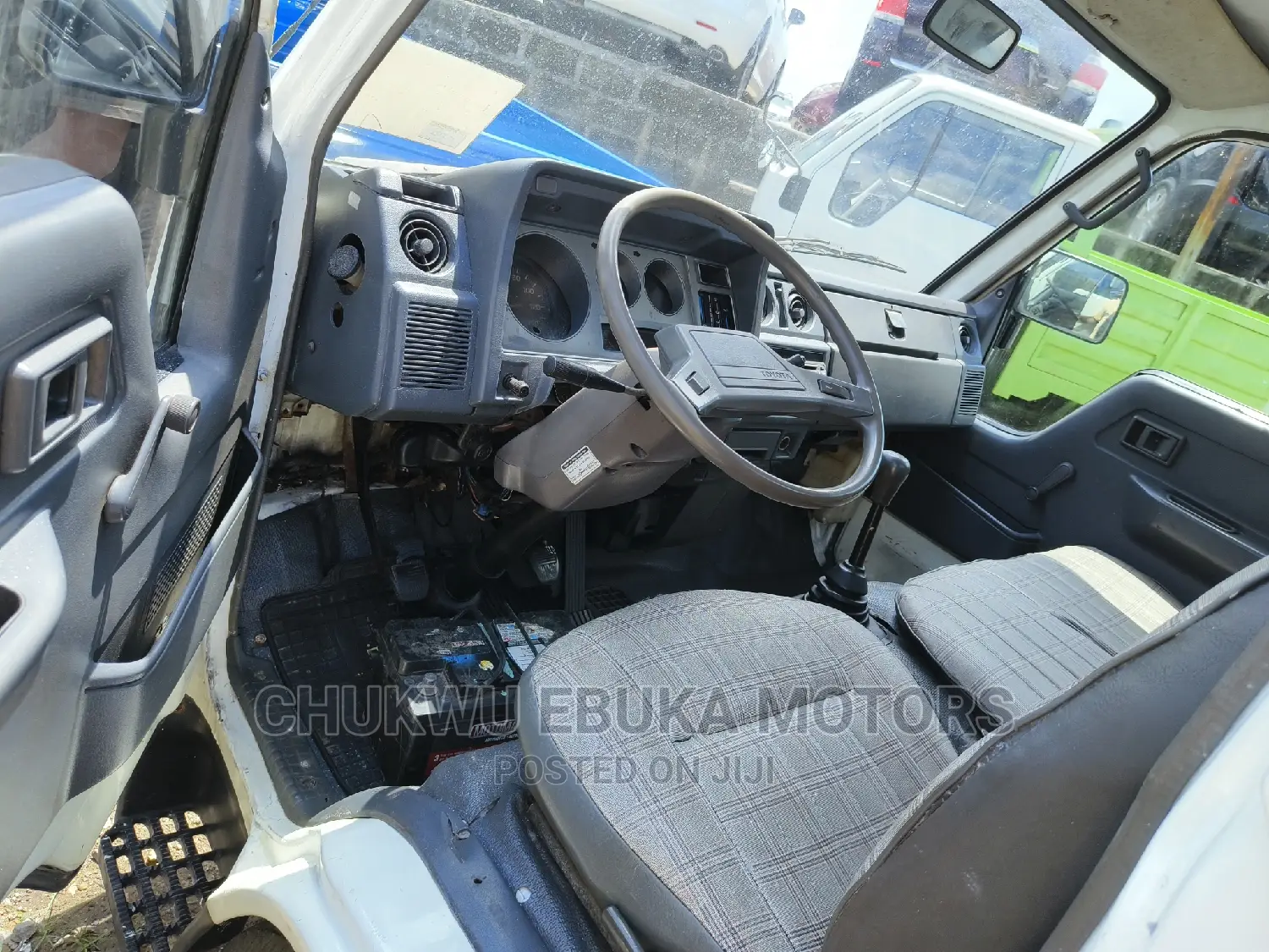 Toyota Dyna Truck White New Arrival