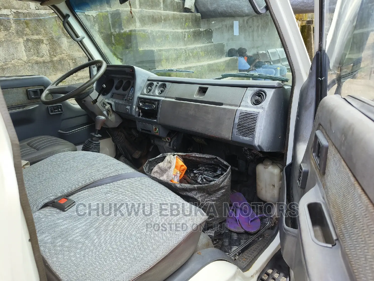 Toyota Dyna 200 With Red Bucket