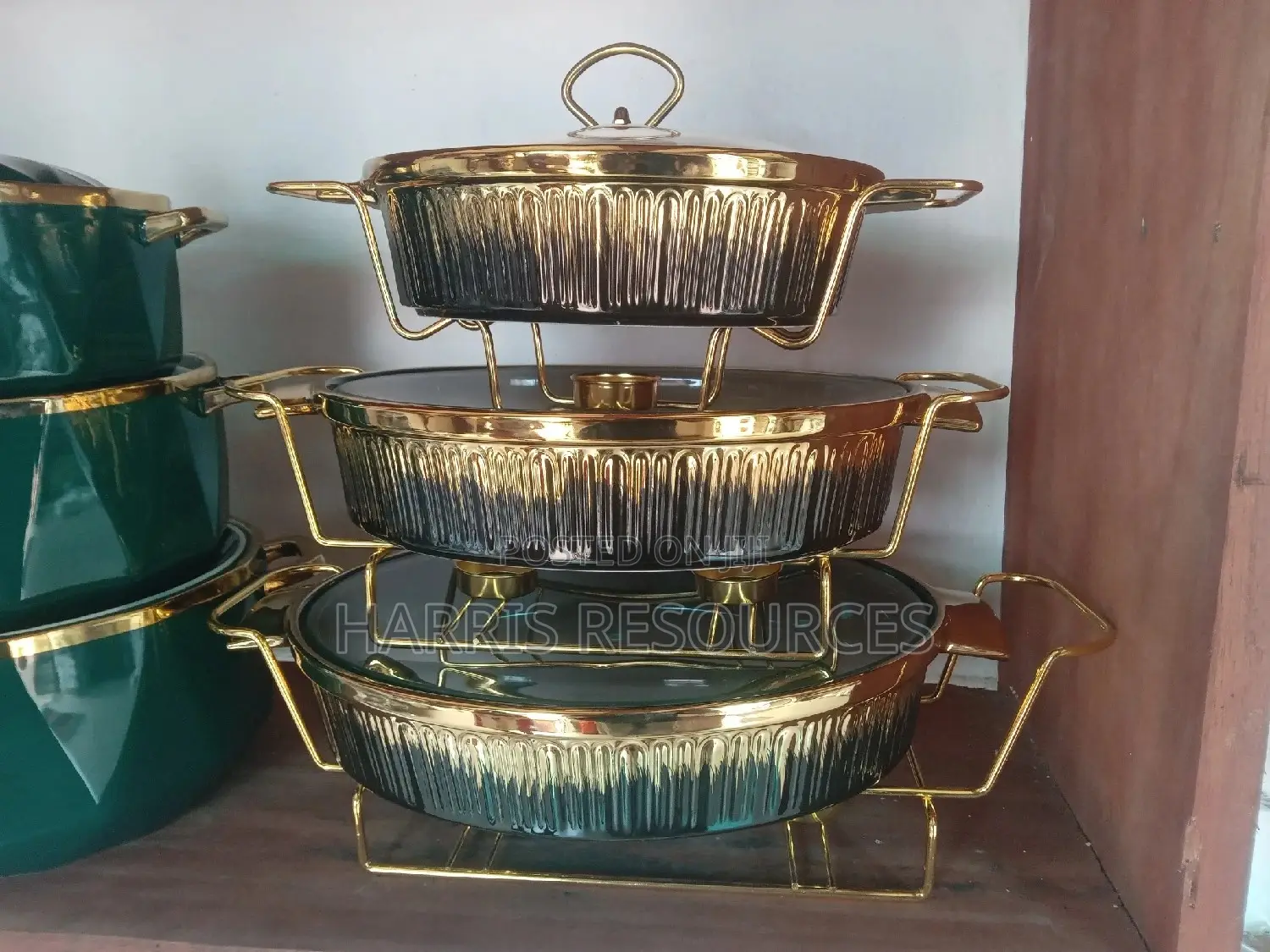 Buffet 3pcs Glass Plates With Golden Stands.