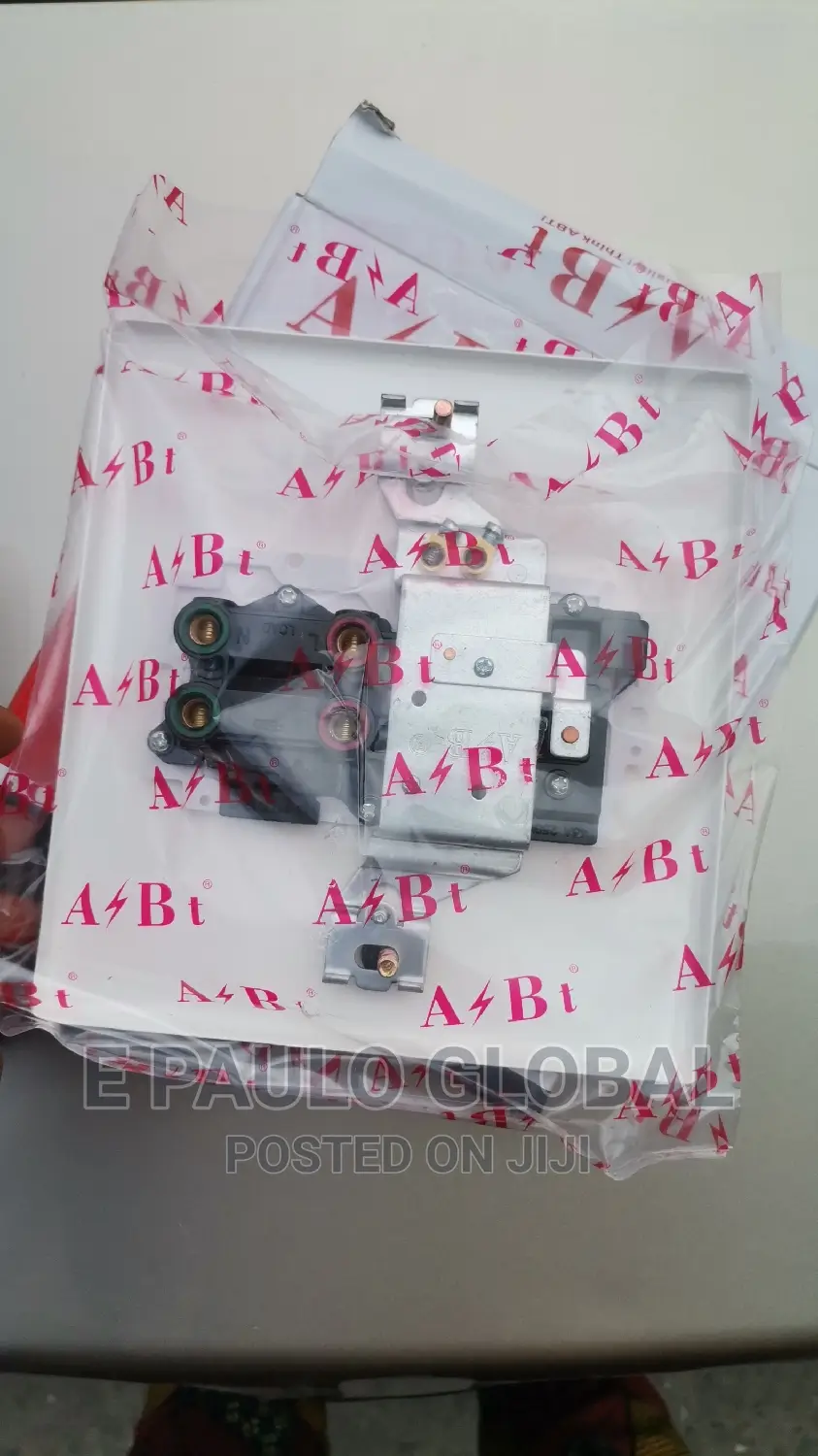 6 By 6 Kitchen Cooker Unit A&BT