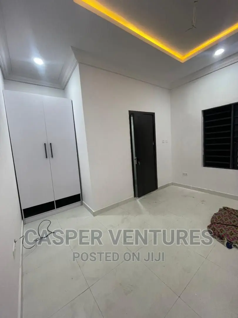 1bdrm Shared Apartment in Ologolo for rent