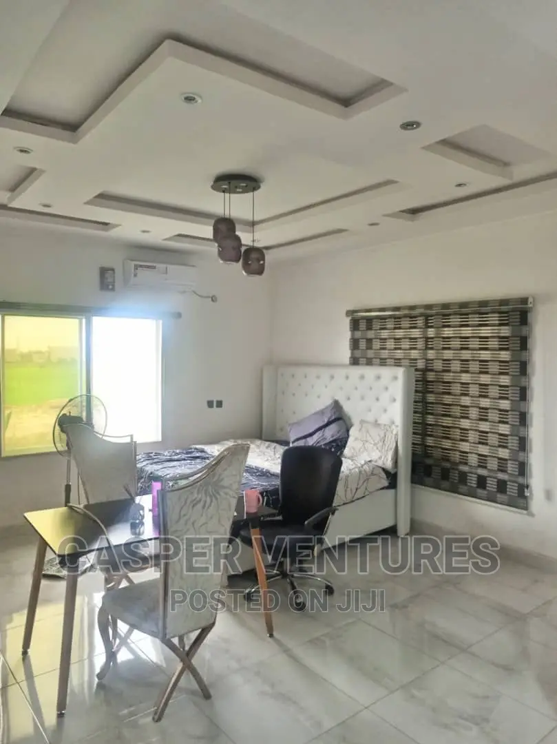 2bdrm Apartment in Chevron for rent