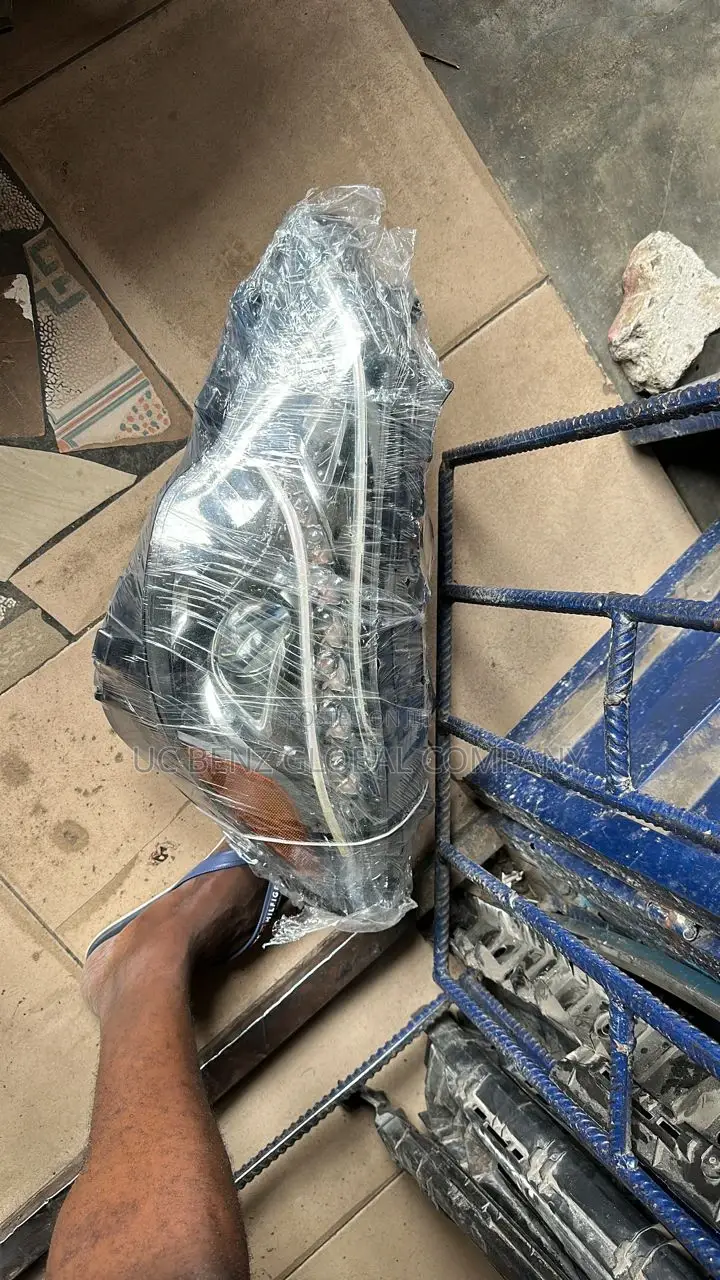 Headlamp E350 Coupe Original America Spare