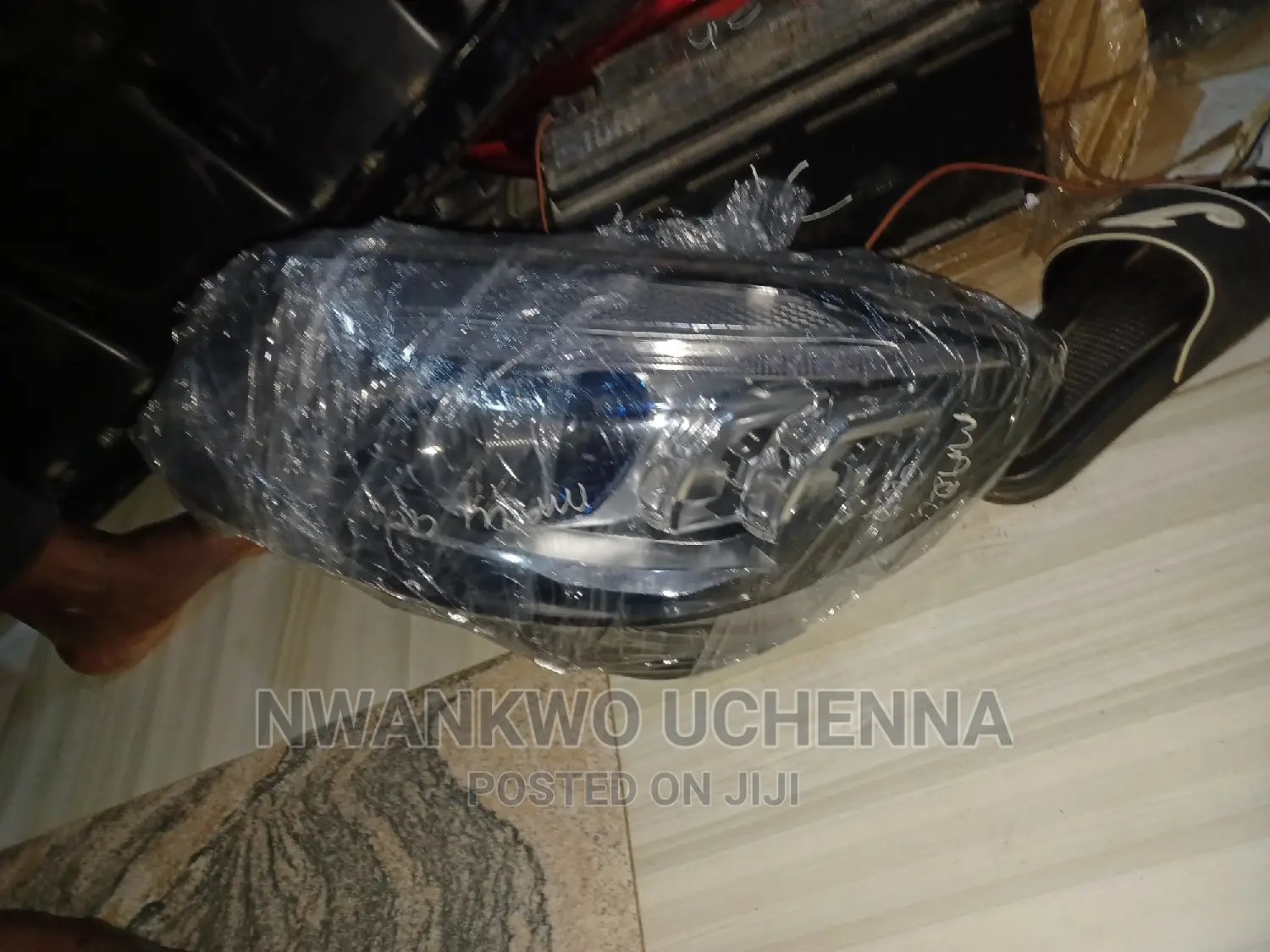Headlamp C300 2020 LED Original