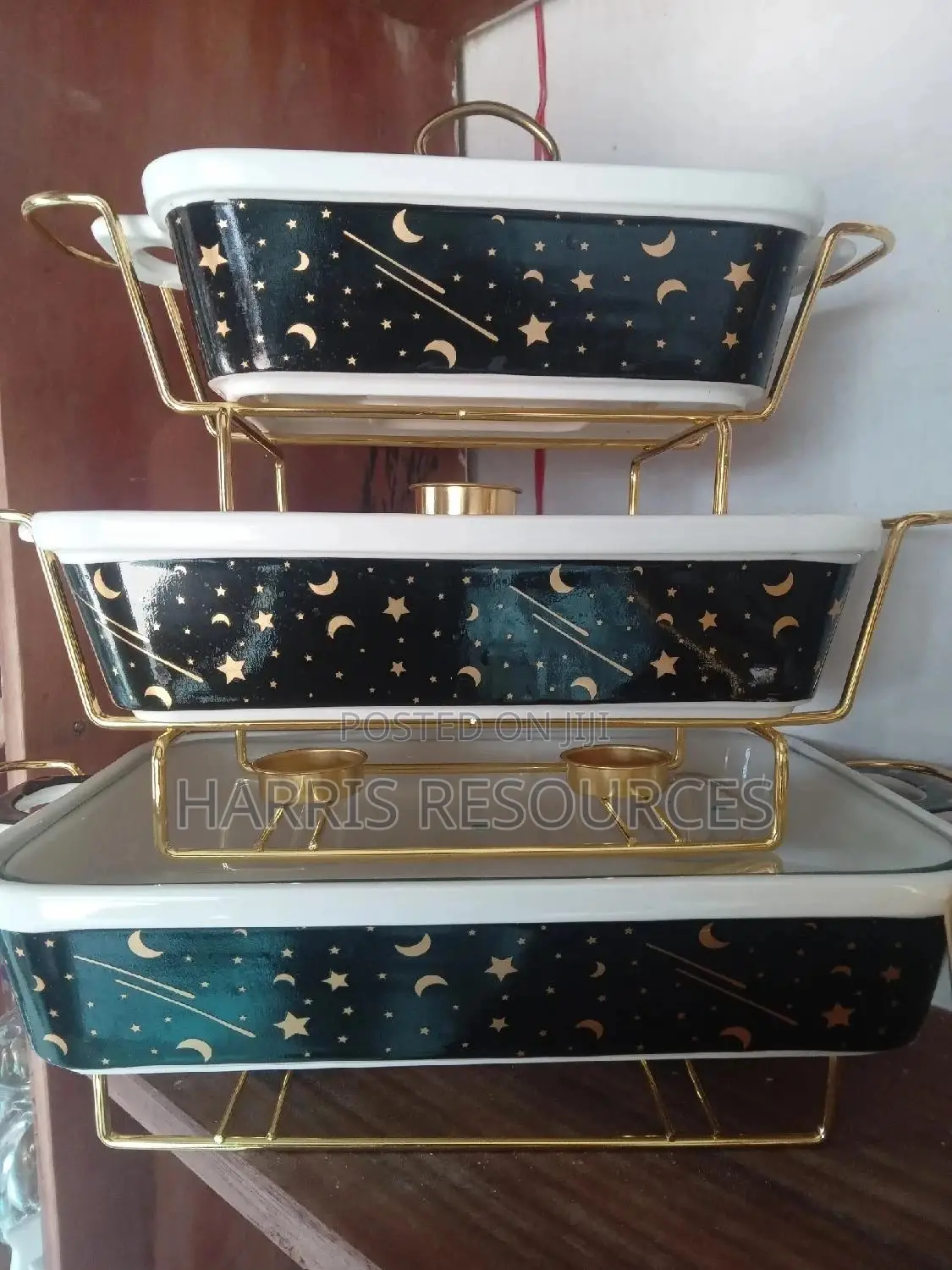 Buffet Chaffing Dish Glass Plates With Golden Stands