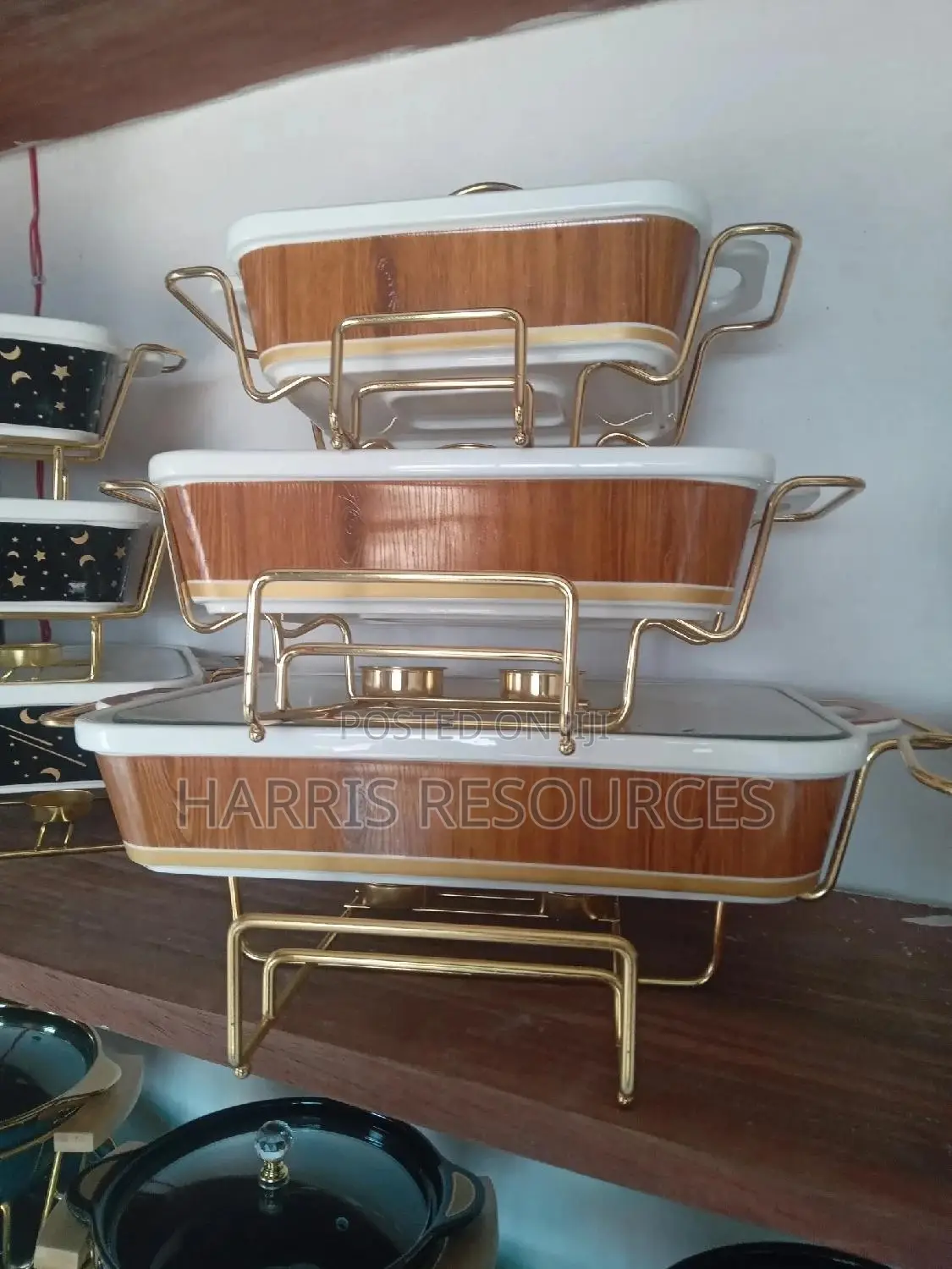 Buffet Chaffing Dish Glass Plates With Golden Stands