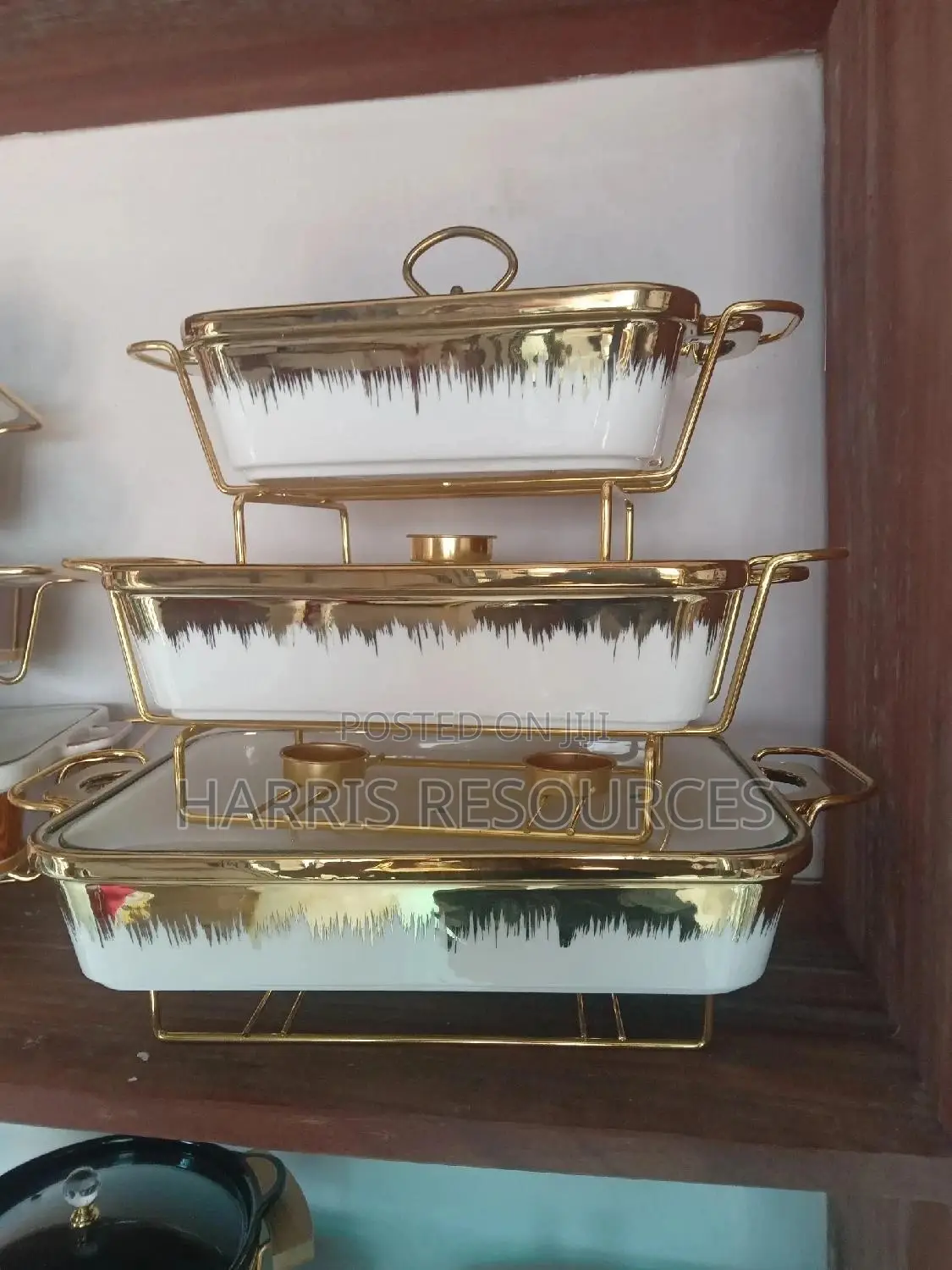 Buffet Chaffing Dish Glass Plates With Golden Stands