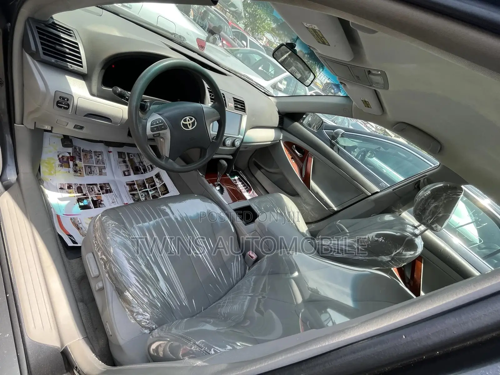 Toyota Camry 2011 Gray