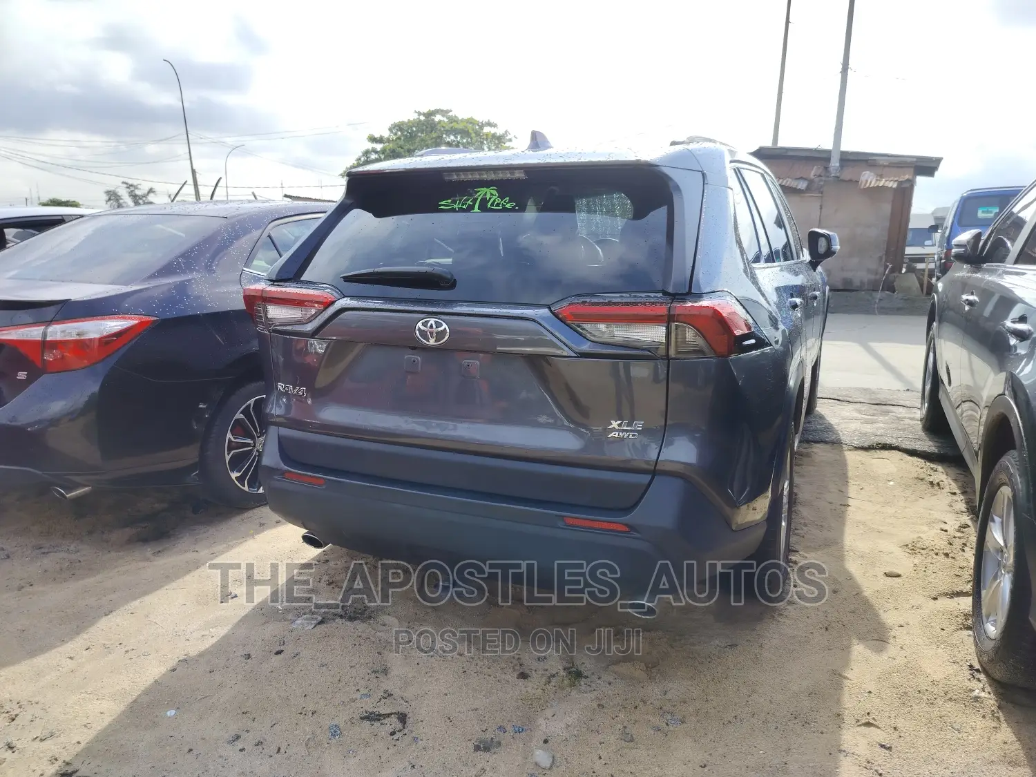 Toyota RAV4 XLE AWD 2020 Black