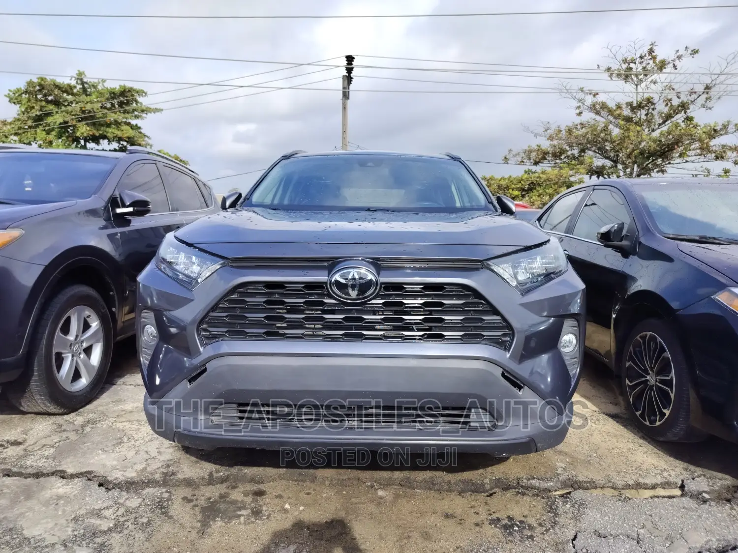 Toyota RAV4 XLE AWD 2020 Black