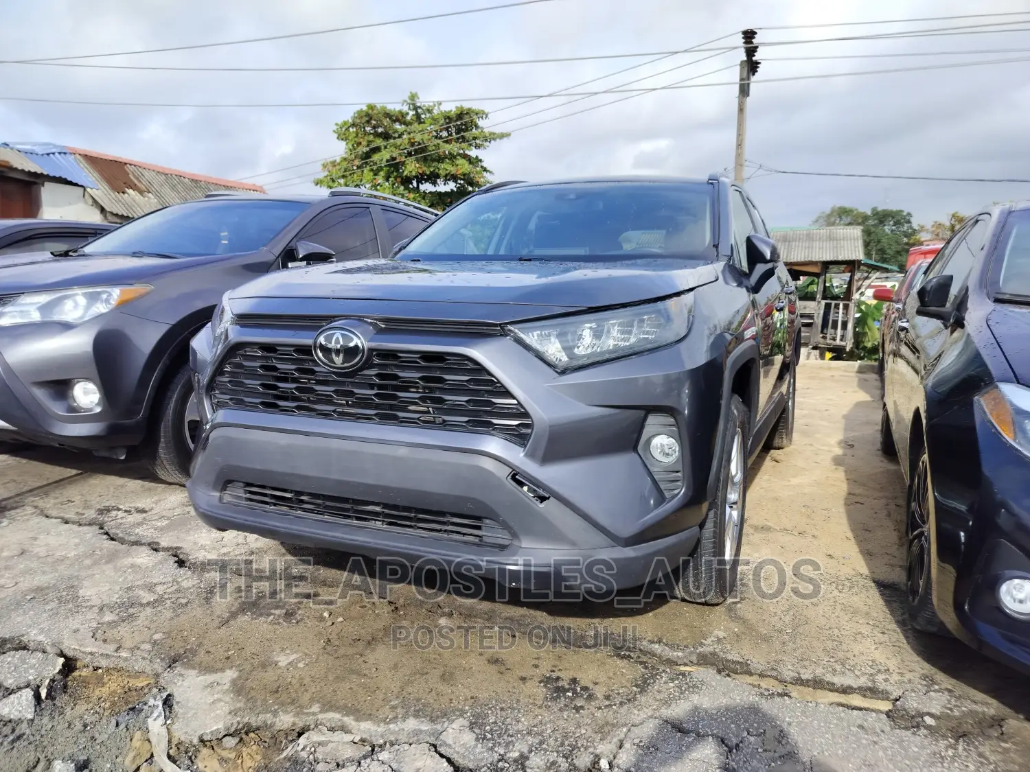 Toyota RAV4 XLE AWD 2020 Black