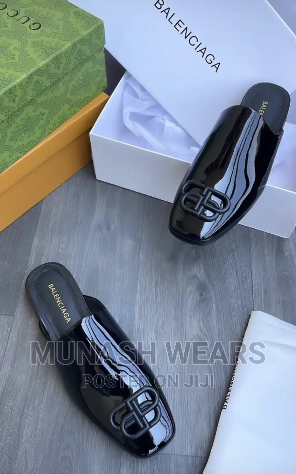 BALENCIAGA Leather Half Shoe