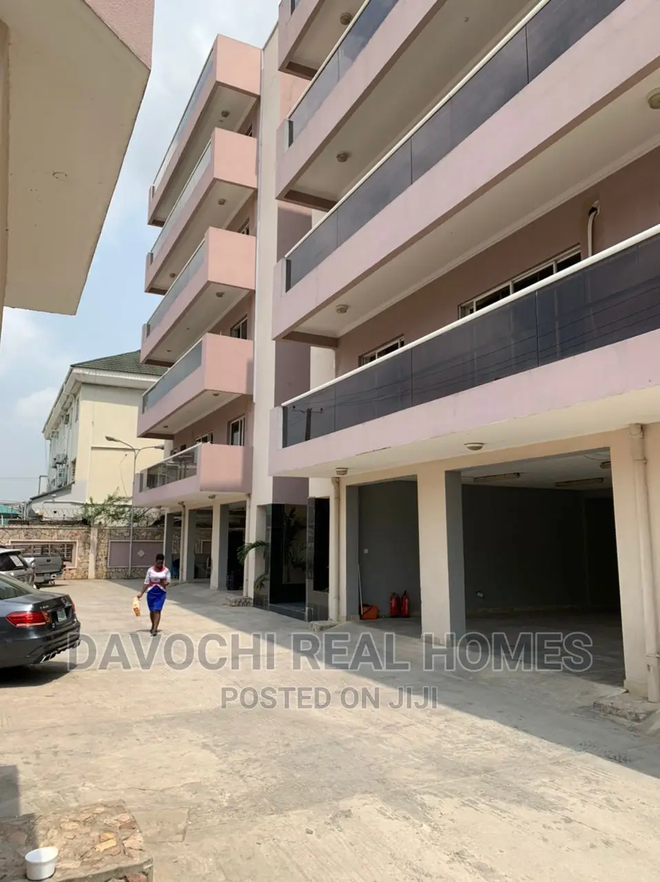3bdrm Apartment in Oniru Estate, Victoria Island for rent