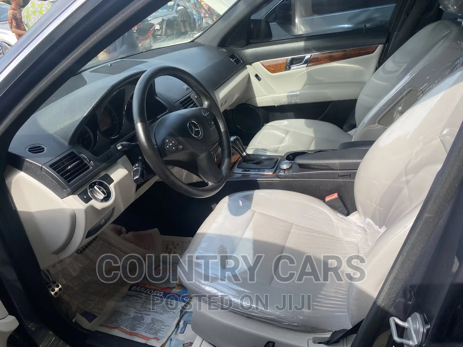 Mercedes-Benz C300 2010 Gray