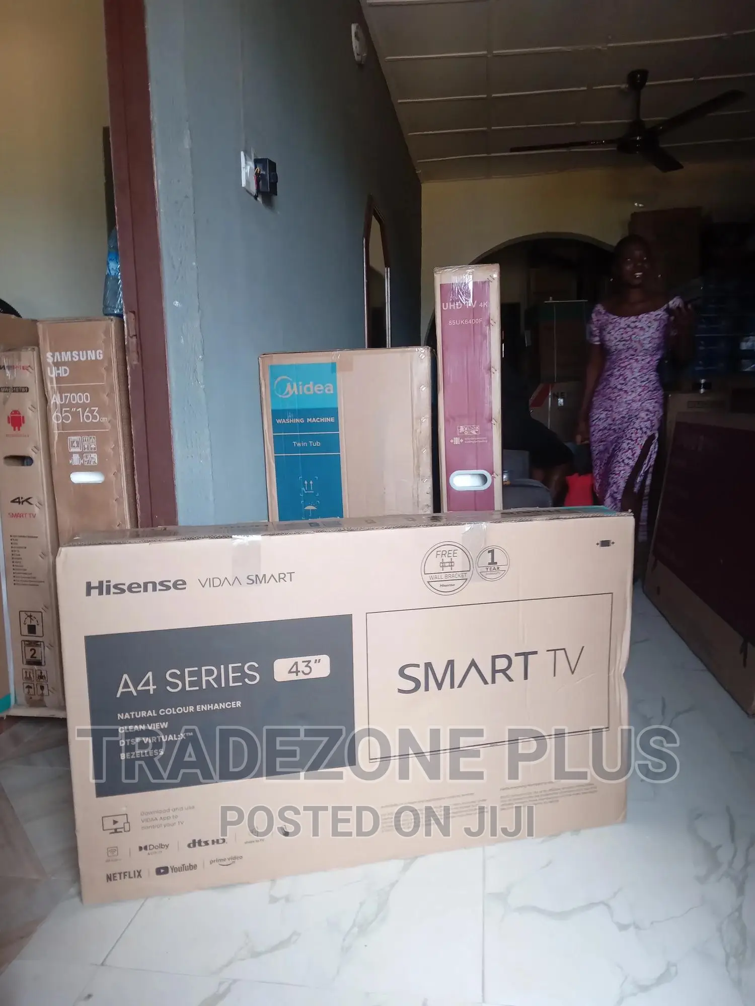 Brand New 43'' Uhd Smart Tv+Bluetooth+Netflix