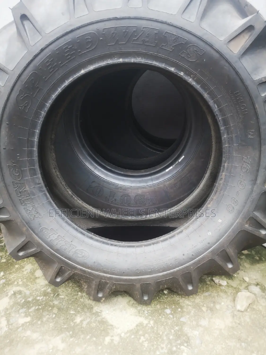 16.9-30 Speedways Caterpillar and Tractors India Tyres