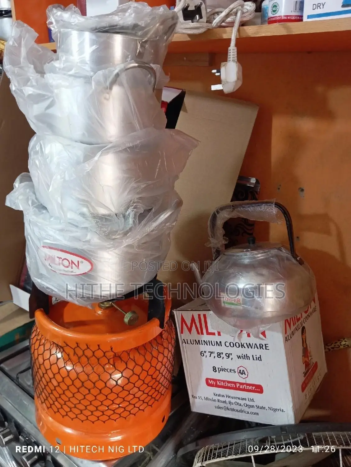 6kg Gas Cooker + Aluminium Pots And KETTLE