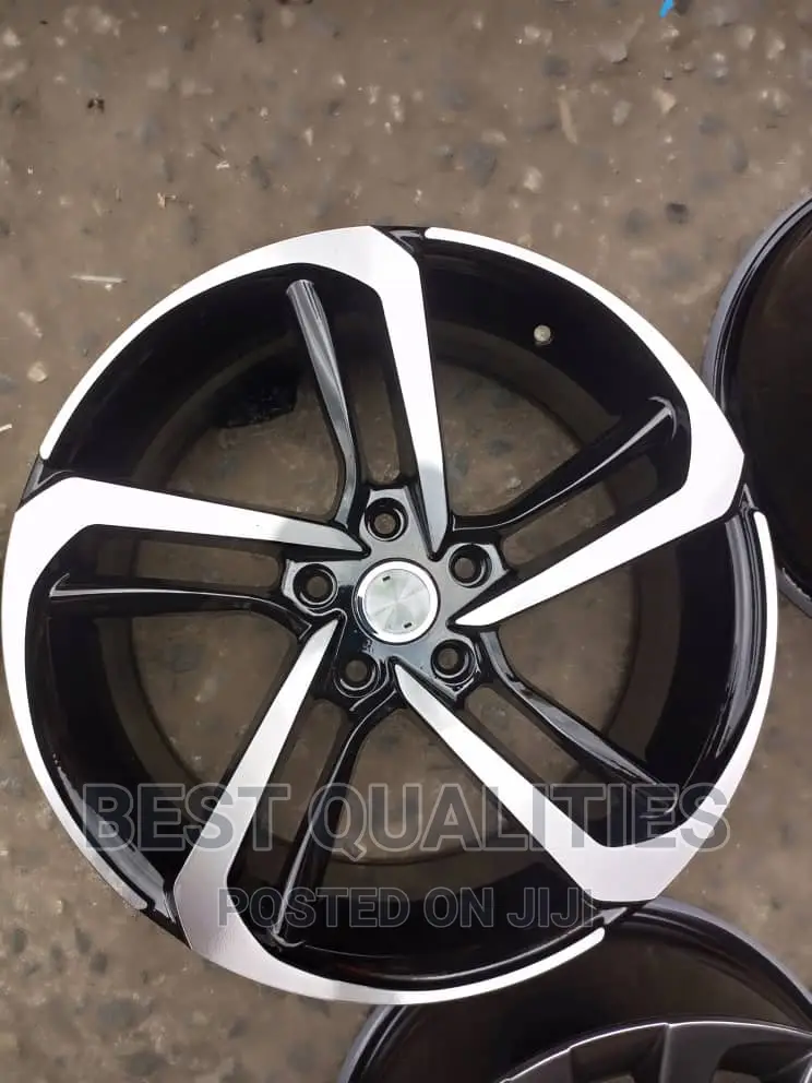 18 Rim Alloy Wheel
