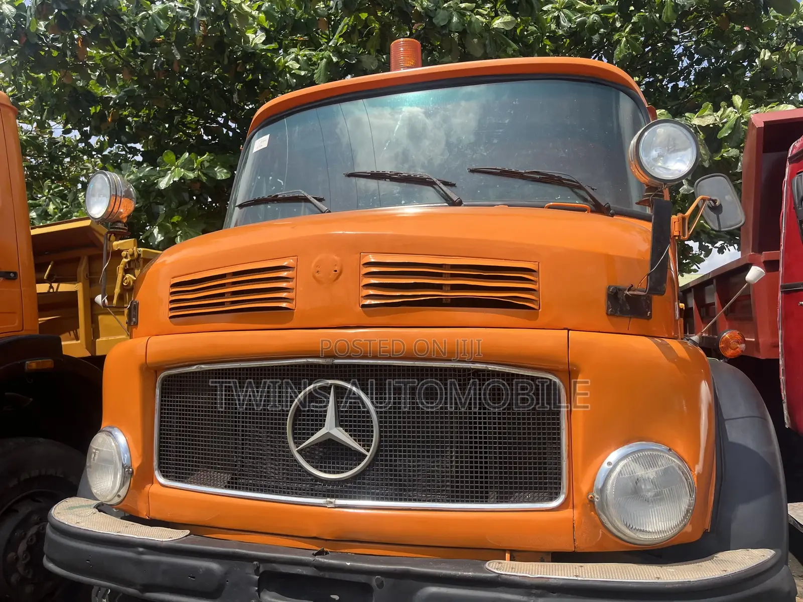 Mercedes-Benz 1513 Tipper 10bolt