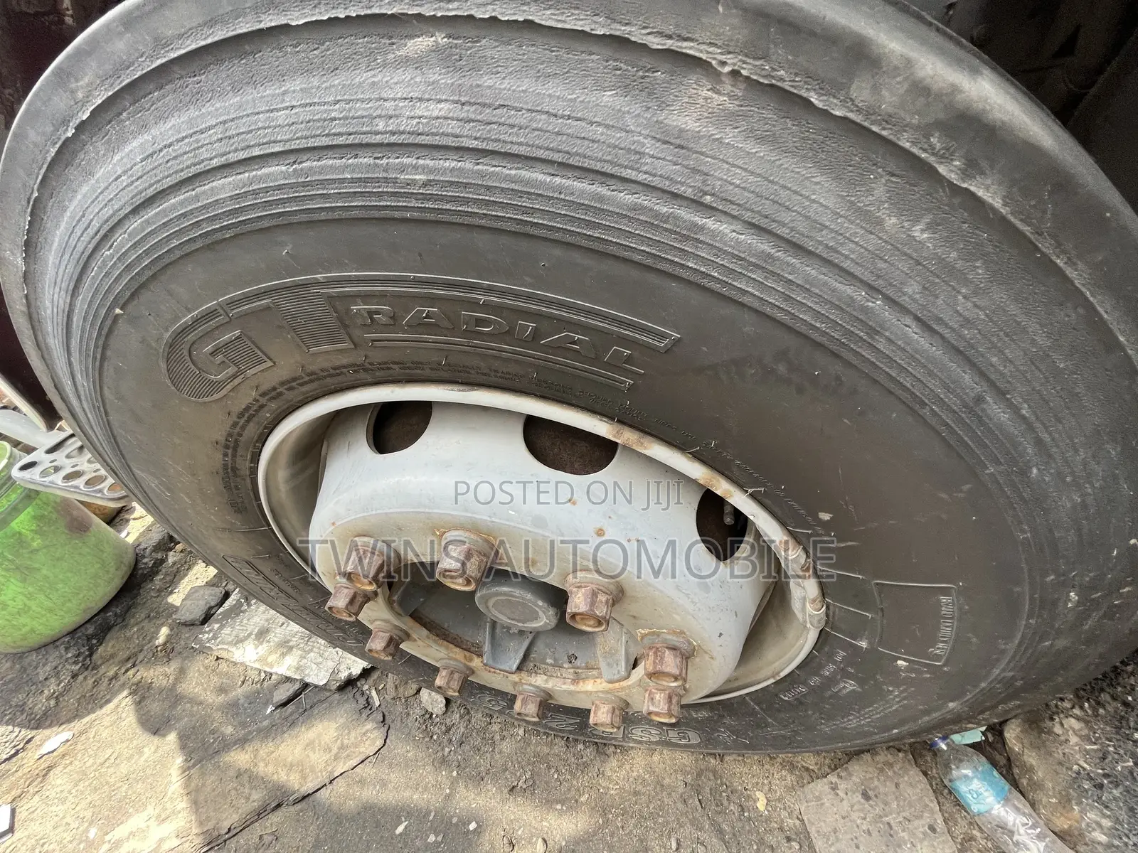 Scania 93 Truck 6 Tires