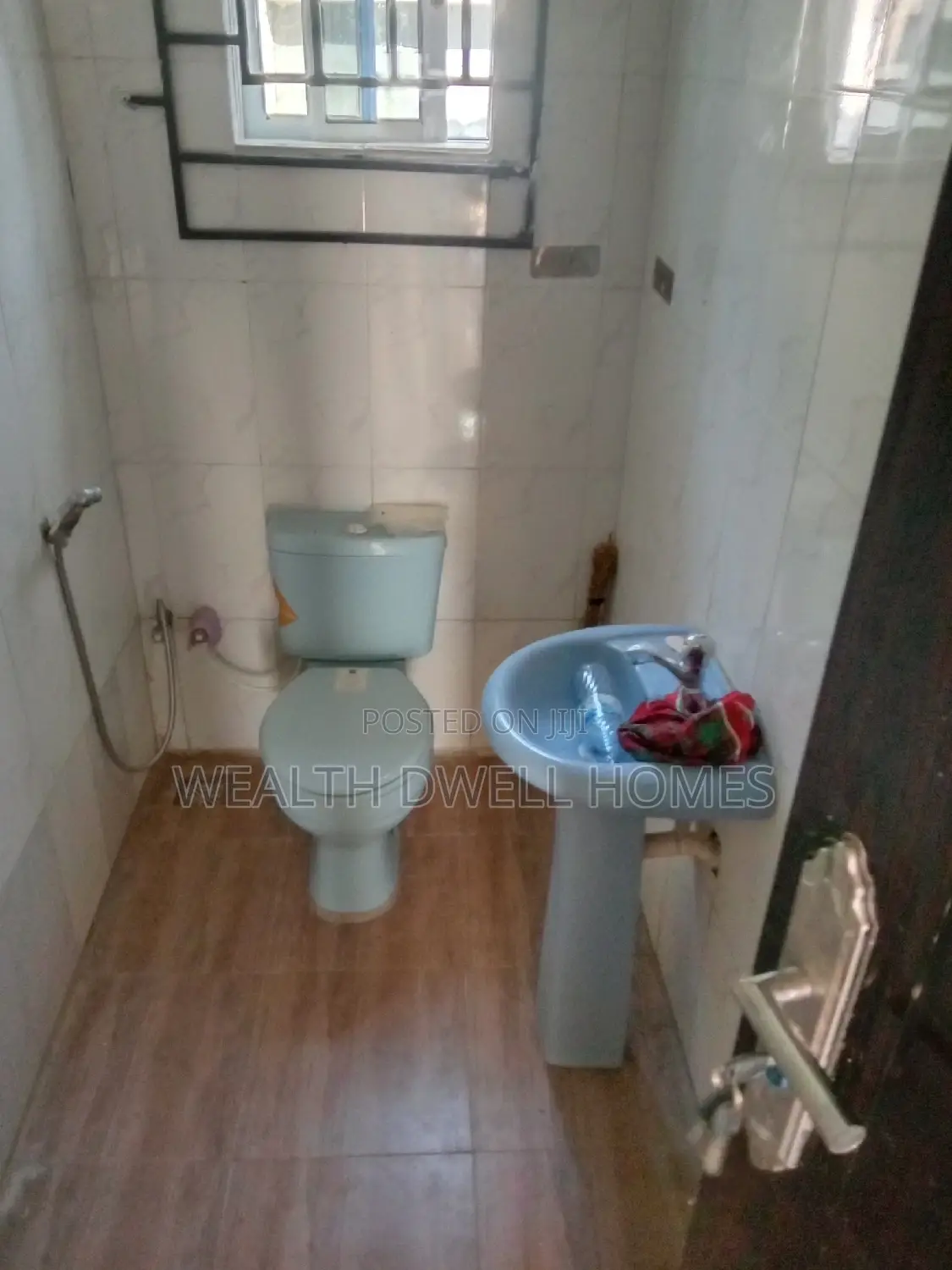 Furnished 2bdrm Block of Flats in Alagbaka Extension, Akure for sale