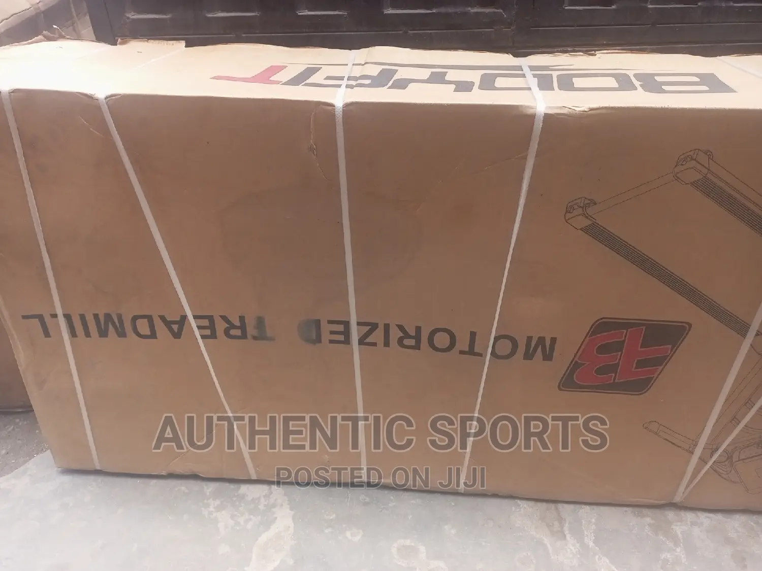 3.5hp Bodyfit Treadmill With Massager, Dumbbells, Twister.