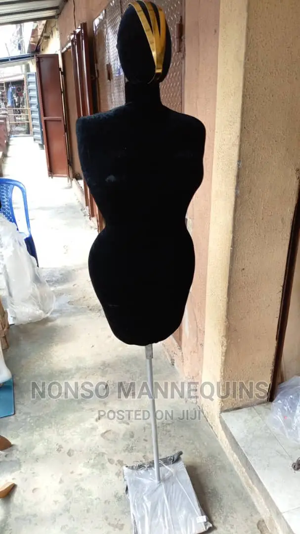 Fully Pinnable Size 12 Black Body Dressform