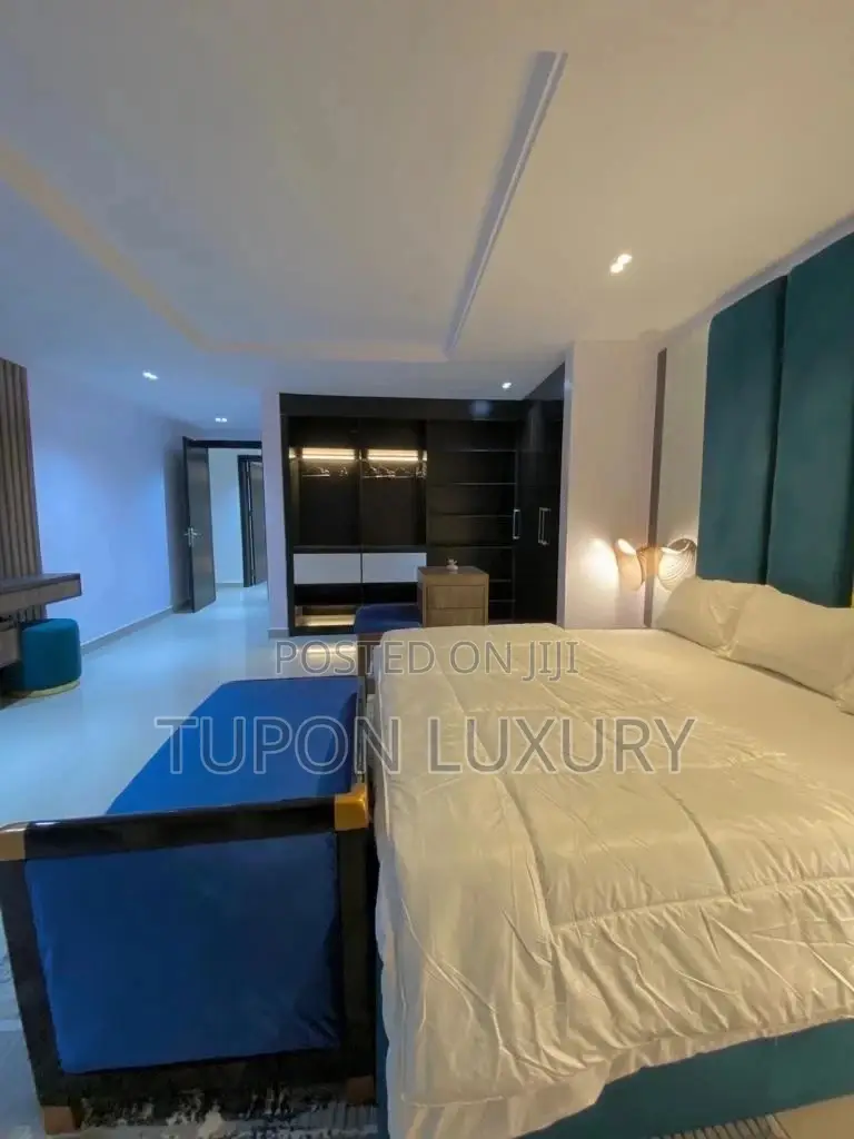 Newly Furnished 3 Bedroom Apartment With Gym