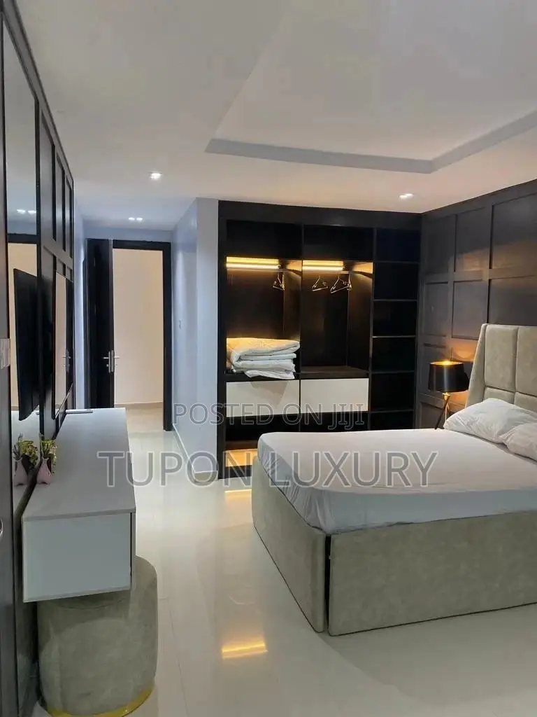 Newly Furnished 3 Bedroom Apartment With Gym