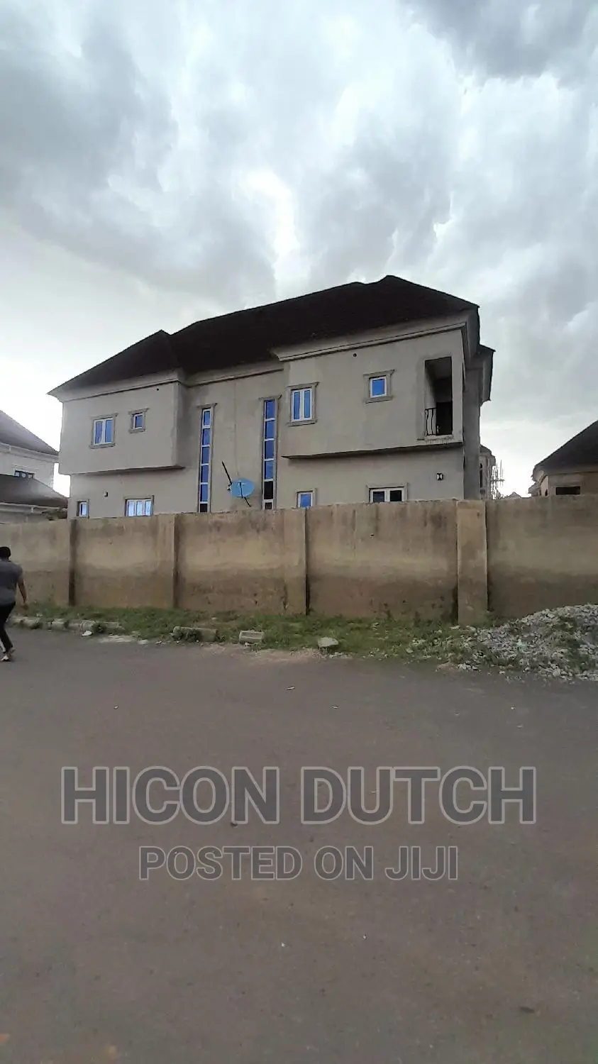 4bdrm Duplex in Justice Estate, Gwarinpa for sale
