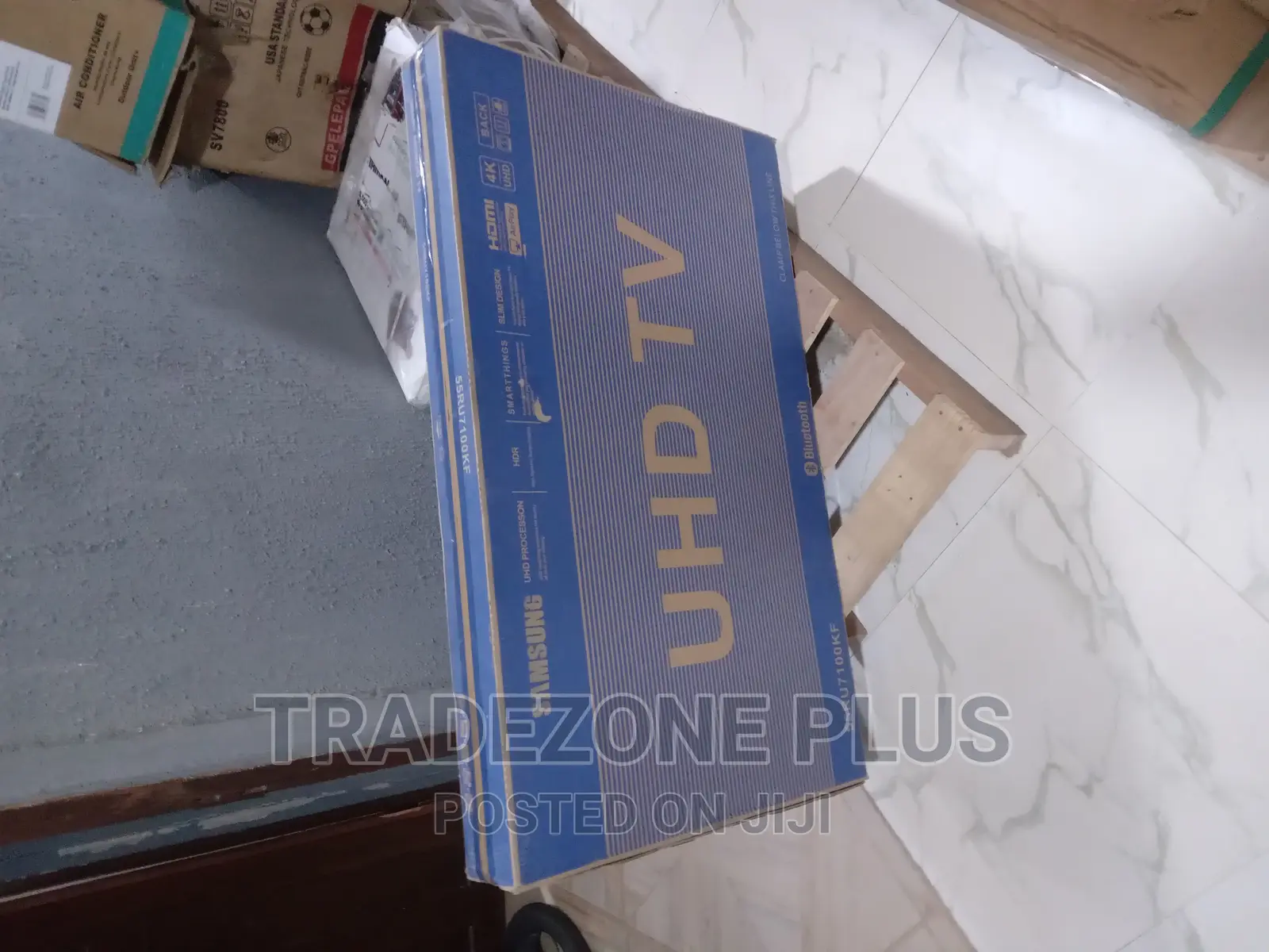 Brand New 55'' Uhd Smart Tv With Bluetooth