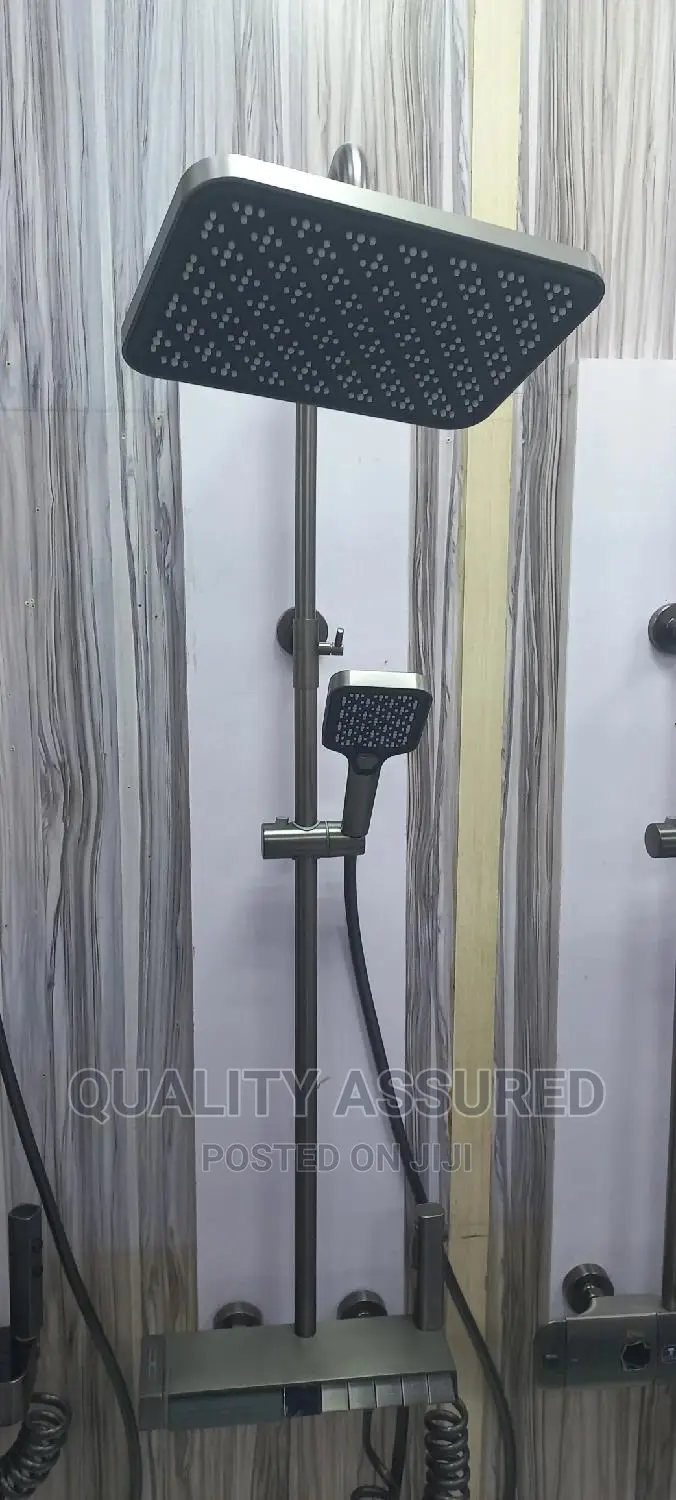 Luxurious Jet Button Shower