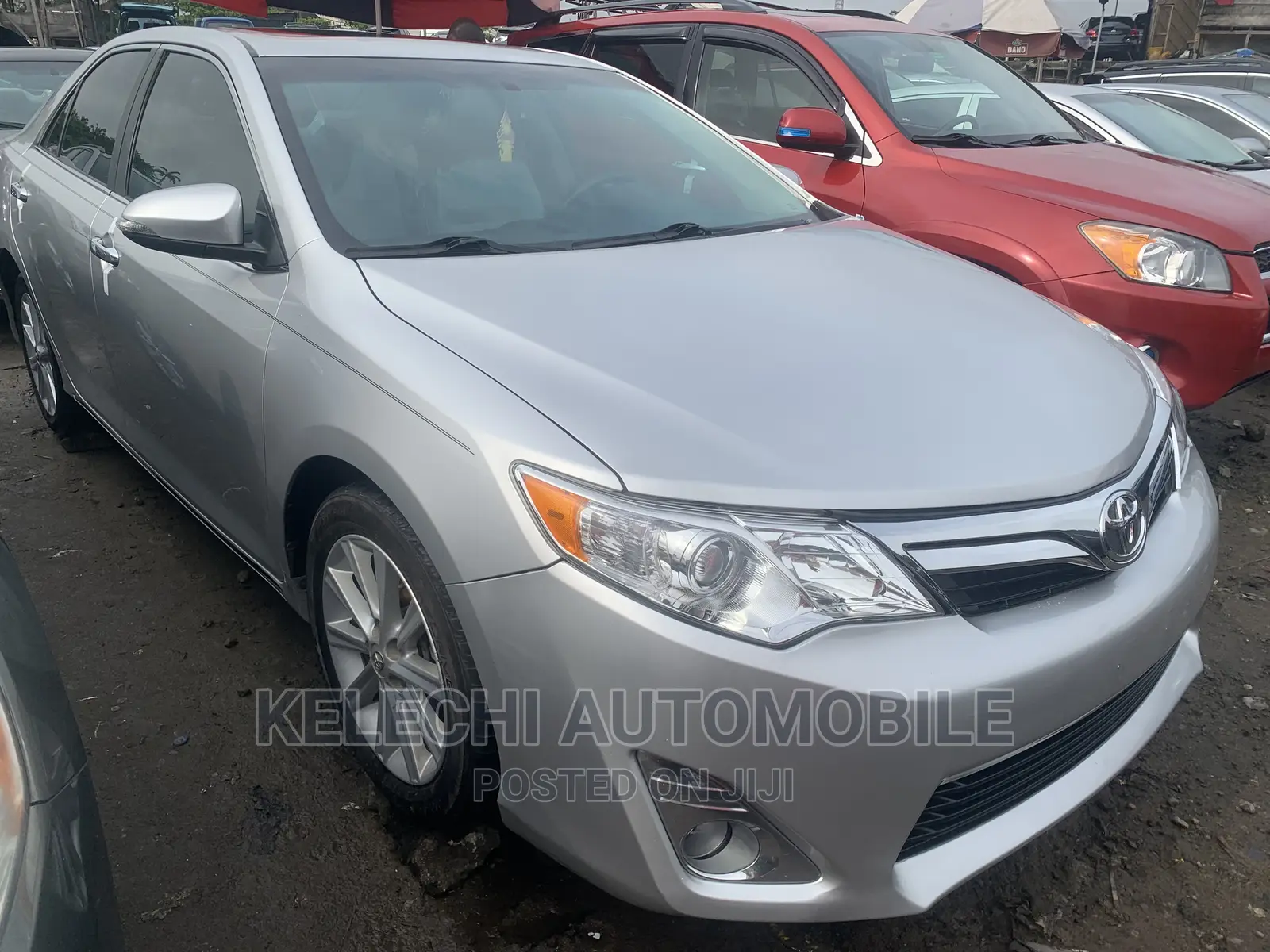 Toyota Camry XLE 4dr Sedan (2.5L 4cyl 6A) 2014 Silver
