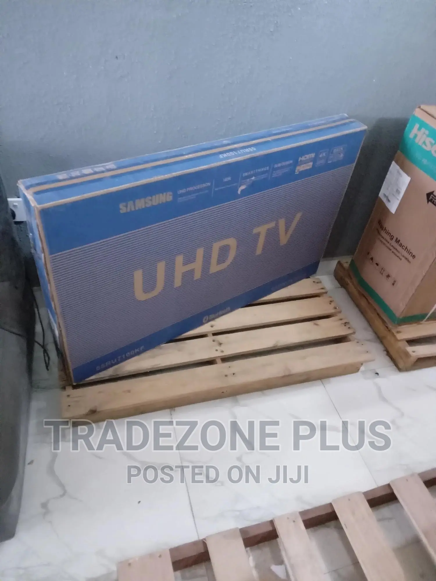 New in Samsung 55 Inch Smart Led Television-55ru7100kf