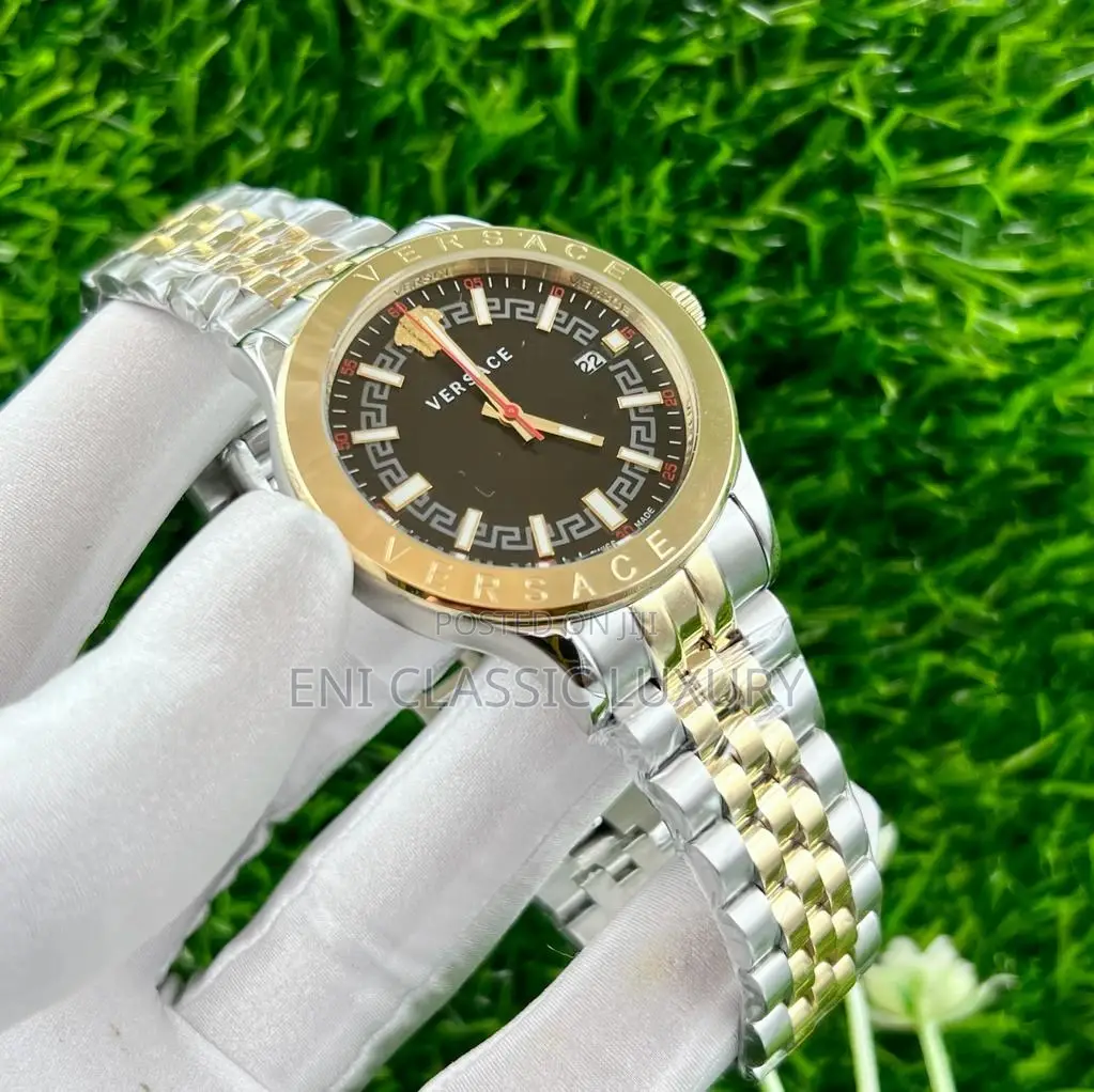 Original Luxury Outfit Versace Wristwatches Available