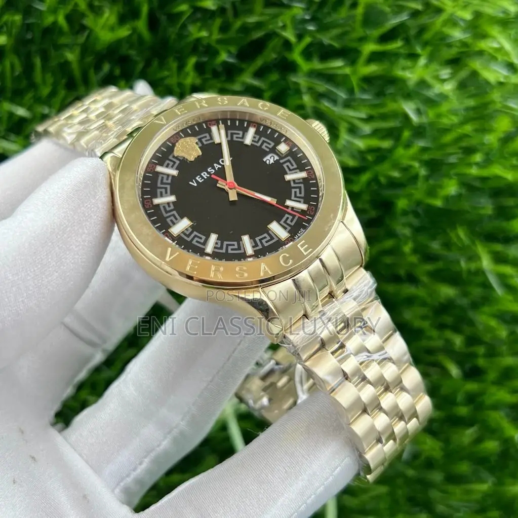Original Luxury Outfit Versace Wristwatches Available