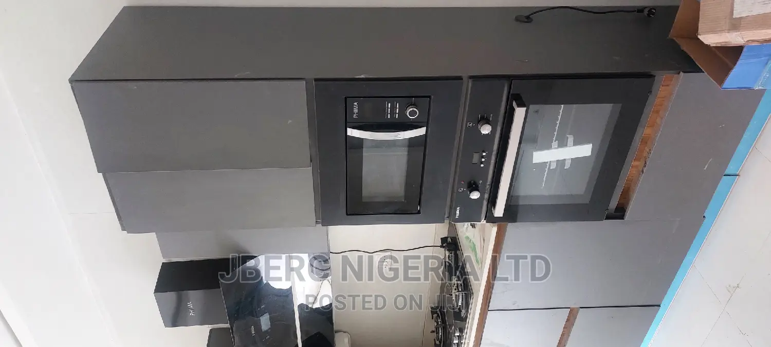 4bdrm Duplex in Mc Foy Thomas Estate for sale