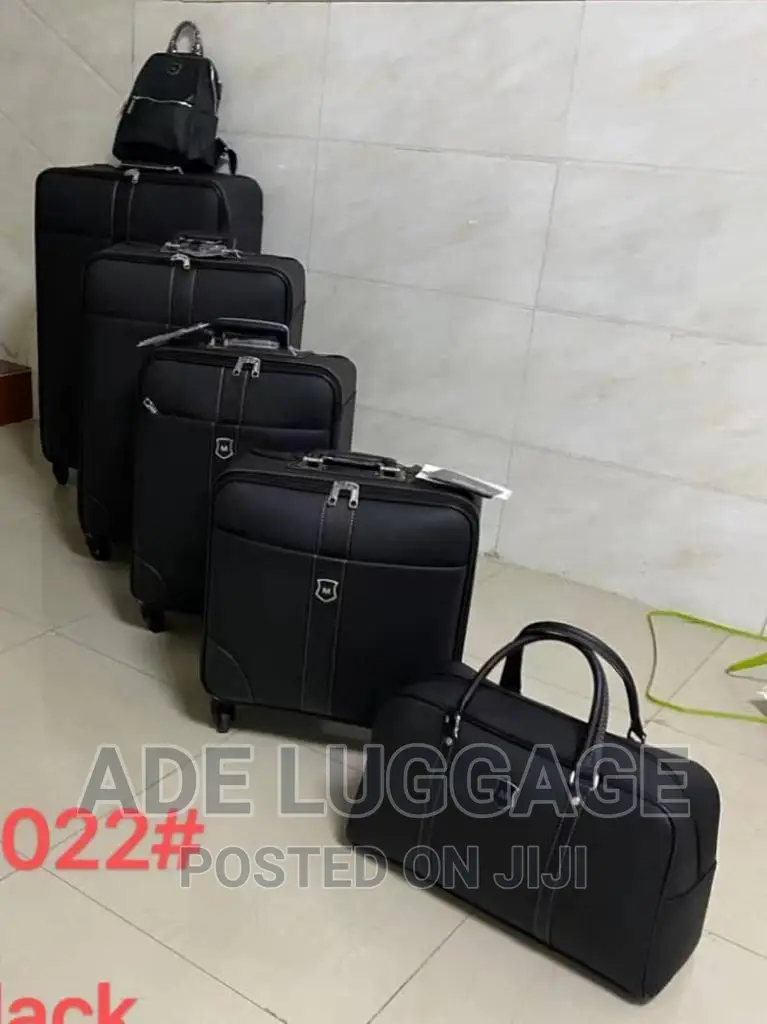 Leather Trolling 6in1 Luggage .