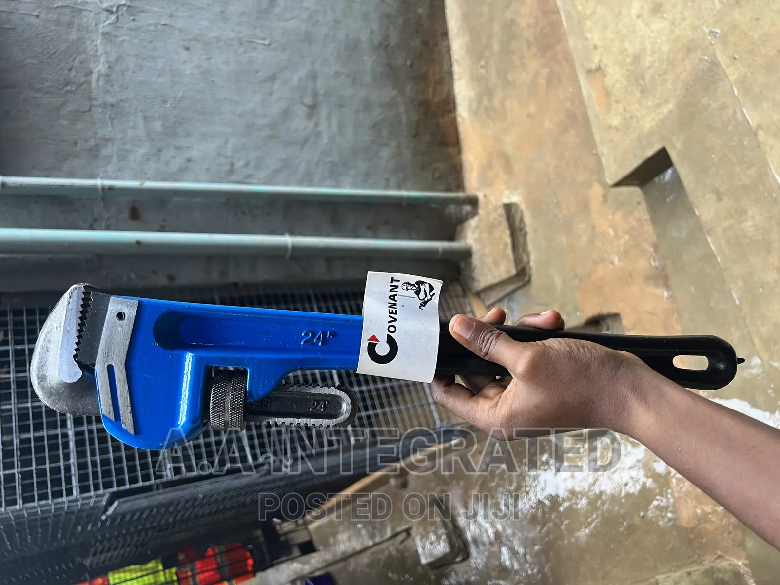 24” Pipe Wrench Original
