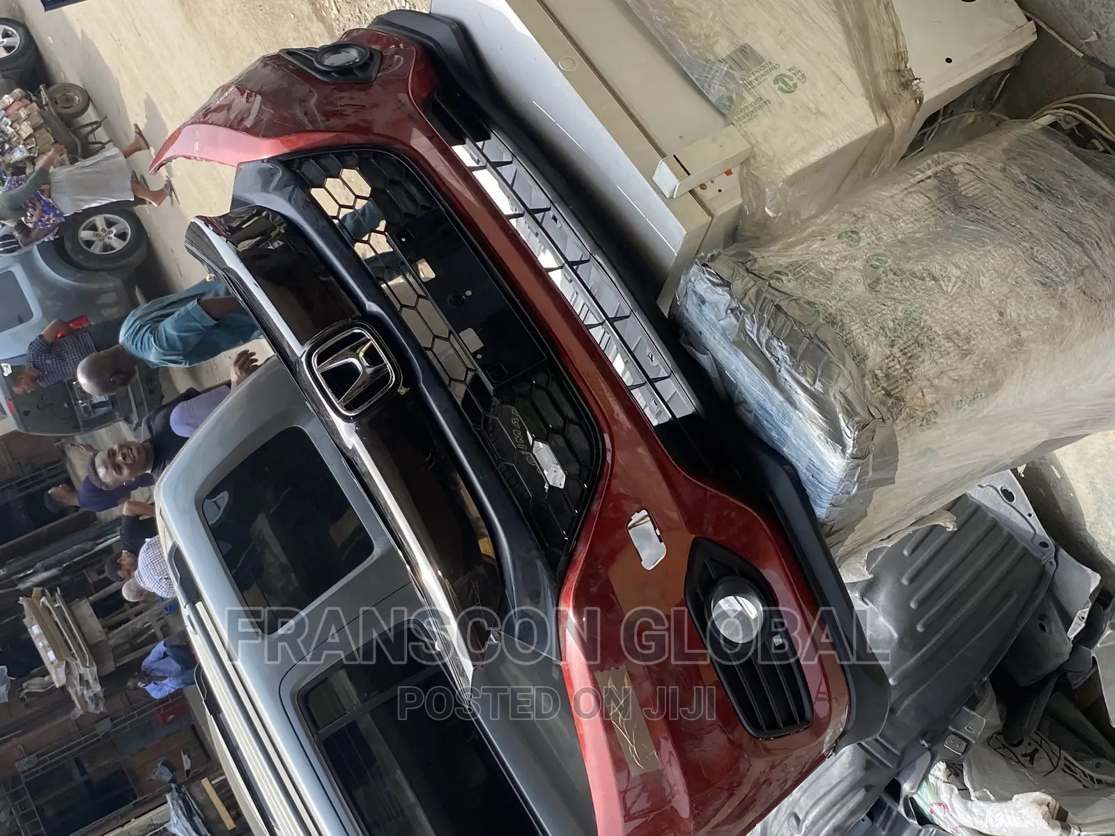 All Honda and Acura Body Parts Available