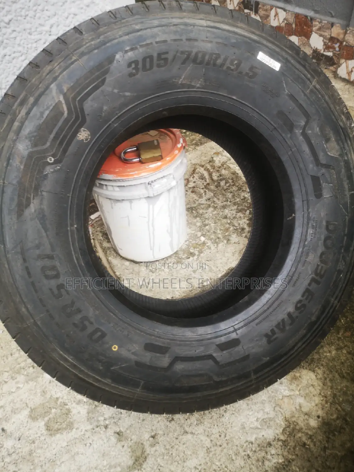 305/70r19.5 DOUBLESTAR