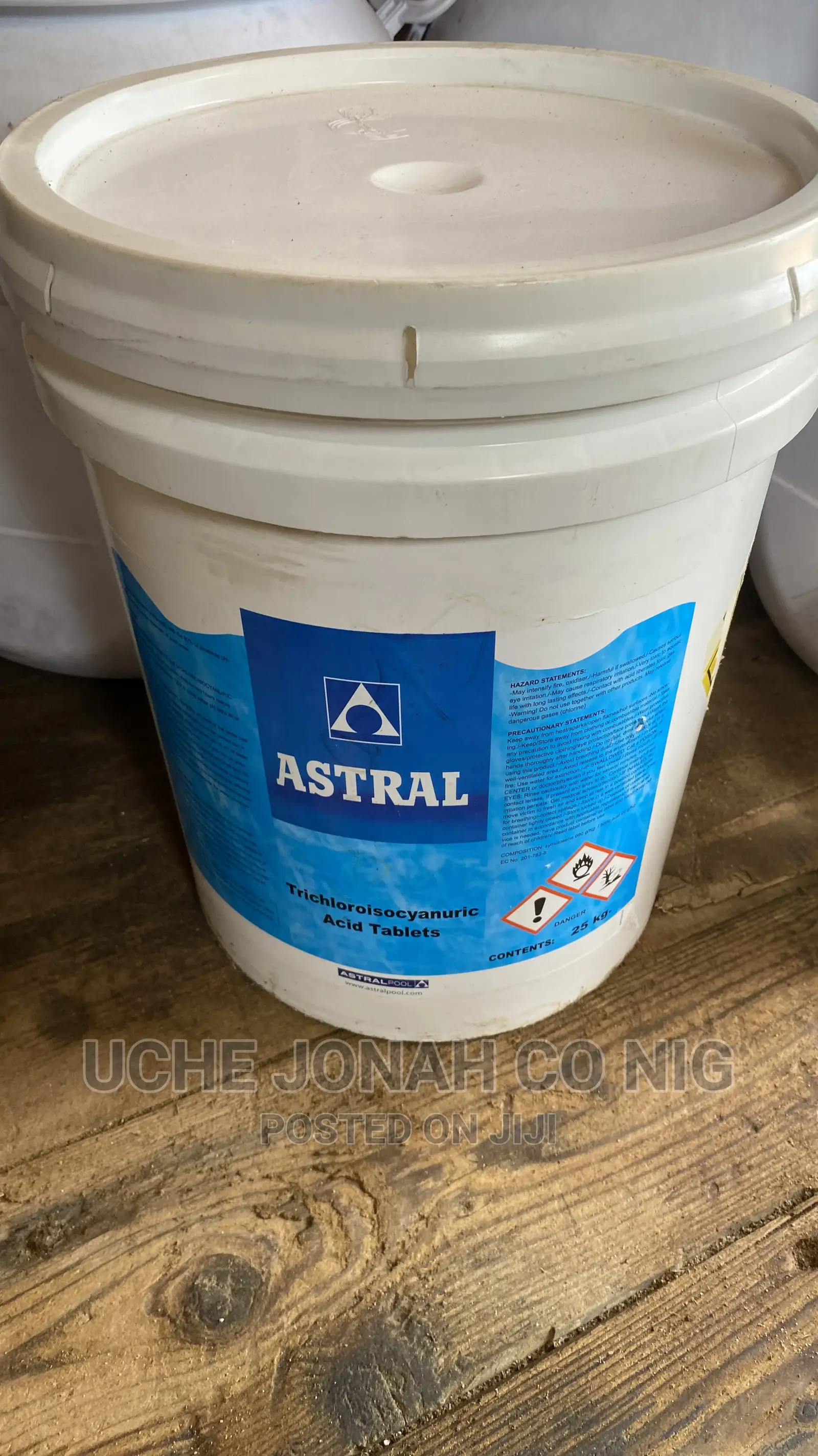Astral Pool Chlorine Granded for Swimming Pool and Spa 25kg