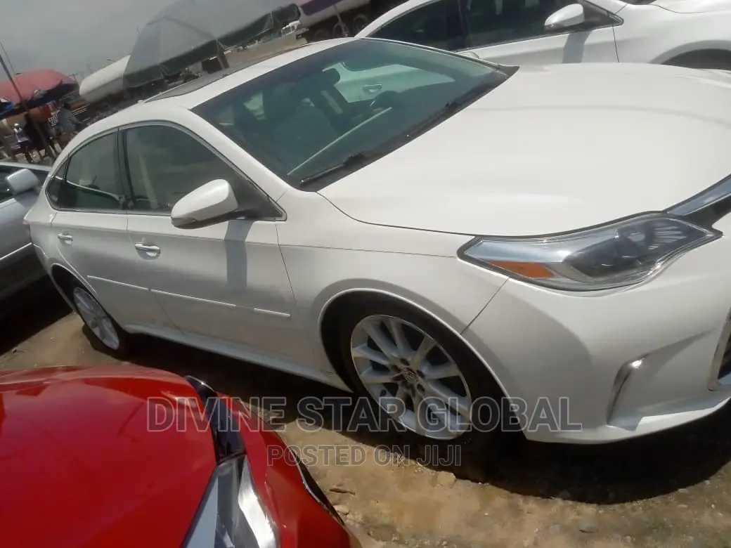 Toyota Avalon 2013 White